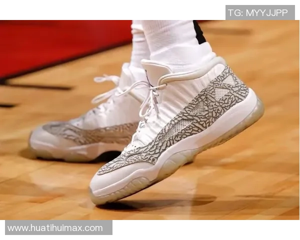 10月份NBA球员上脚鞋款排行榜科比鞋独占前两名布克紧随其后位列第四